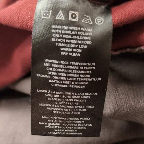 Harley-Davidson Men's Red and Gray Shirt - Picture 8 of 12